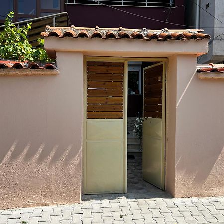 Retreat In The Centre Of Korce Apartment Exterior photo